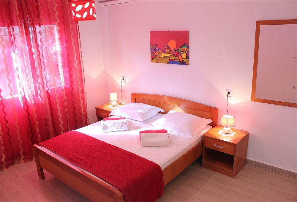 Milton Hvar Apartamento